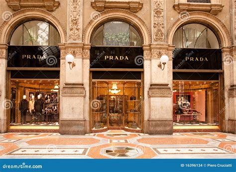 shopping in milan italy prada|shopping in milan area.